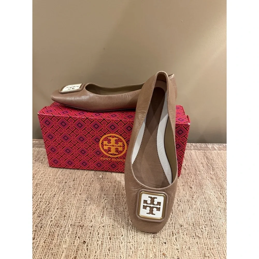 Tory Burch Georgia Tripon Cristal Baby Ballet Flat Shoes Almond‎ Flour Size 9.5